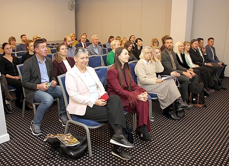 Latvijas Viesnīcu un restorānu asociācija: tūrisma profesionāļi satiekas «Radisson Blu Hotel Spa, Daugava Riga» 381197