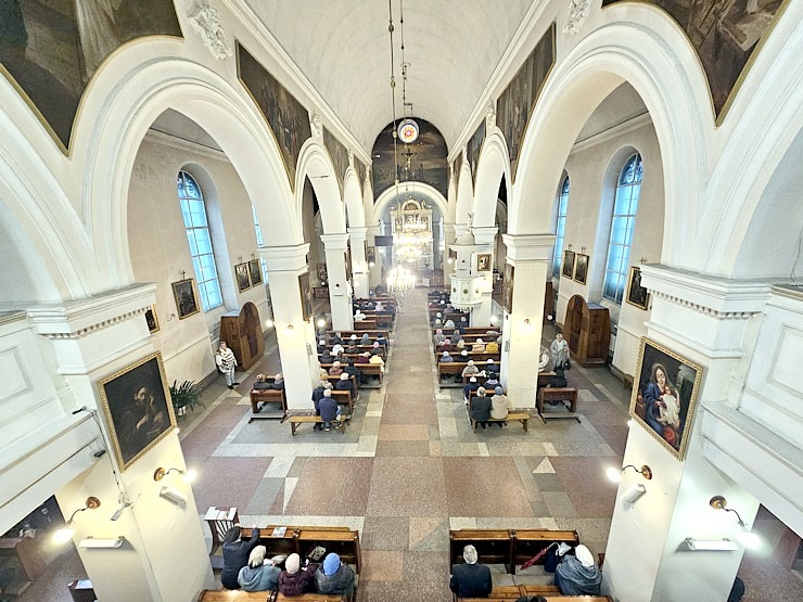 Katoļu kardināls Jānis Pujats kopā ar kristiešiem svin savu 95. dzimšanas dienu 381382