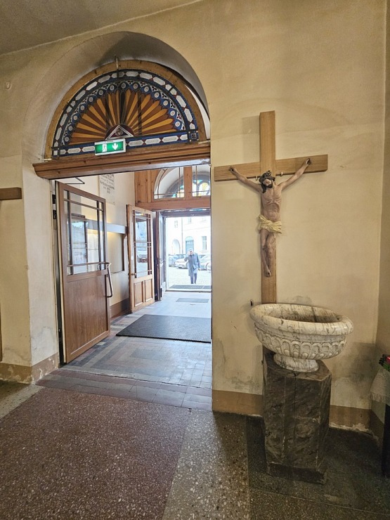 Katoļu kardināls Jānis Pujats kopā ar kristiešiem svin savu 95. dzimšanas dienu 381411