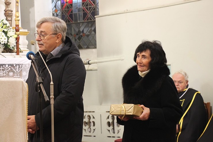 Katoļu kardināls Jānis Pujats kopā ar kristiešiem svin savu 95. dzimšanas dienu 381427