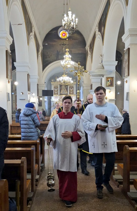 Katoļu kardināls Jānis Pujats kopā ar kristiešiem svin savu 95. dzimšanas dienu 381440