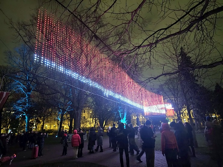 Gaismas festivāls «Staro Rīga 2025» uzrunā pilsētas viesus un rīdziniekus 381473