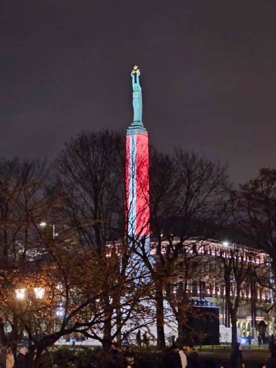 Gaismas festivāls «Staro Rīga 2025» uzrunā pilsētas viesus un rīdziniekus 381492