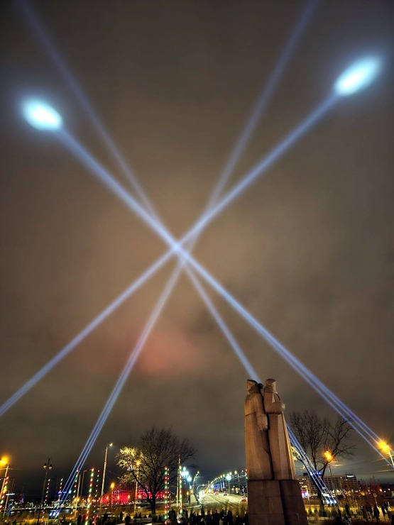 Gaismas festivāls «Staro Rīga 2025» uzrunā pilsētas viesus un rīdziniekus 381496