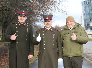 Skatām Latvijas proklamēšanas 107. gadadienai veltīto militāro parādi 11