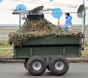 Skatām Latvijas proklamēšanas 107. gadadienai veltīto militāro parādi 31