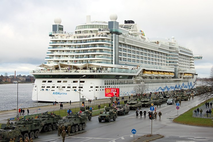 Valsts svētku laikā Rīgas ostā pirmoreiz viesojas Vācijas «AIDA Cruises» kuģis «AIDAprima» 381555