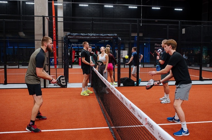 «MyFitness Sāga» sporta klubā atklāj trīs jaunus Padel kortus. Foto: MyFitness.lv 381663