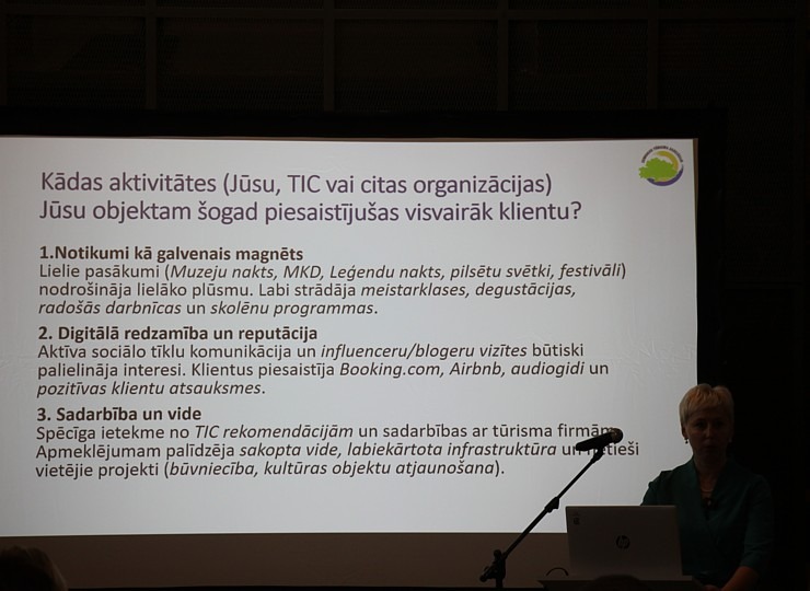 Zemgales Tūrisma asociācija satiekas Dobeles pilī un sveic gada labākos tūrisma objektus un uzņēmējus 381781