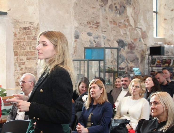 Zemgales Tūrisma asociācija satiekas Dobeles pilī un sveic gada labākos tūrisma objektus un uzņēmējus 381782