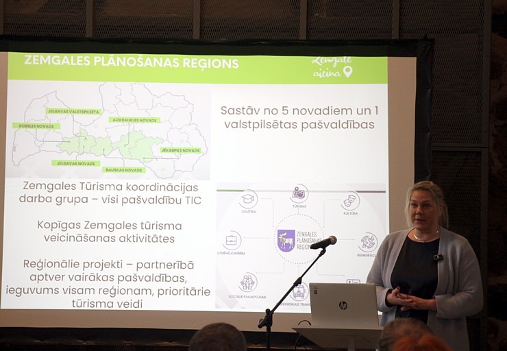 Zemgales Tūrisma asociācija satiekas Dobeles pilī un sveic gada labākos tūrisma objektus un uzņēmējus 381784