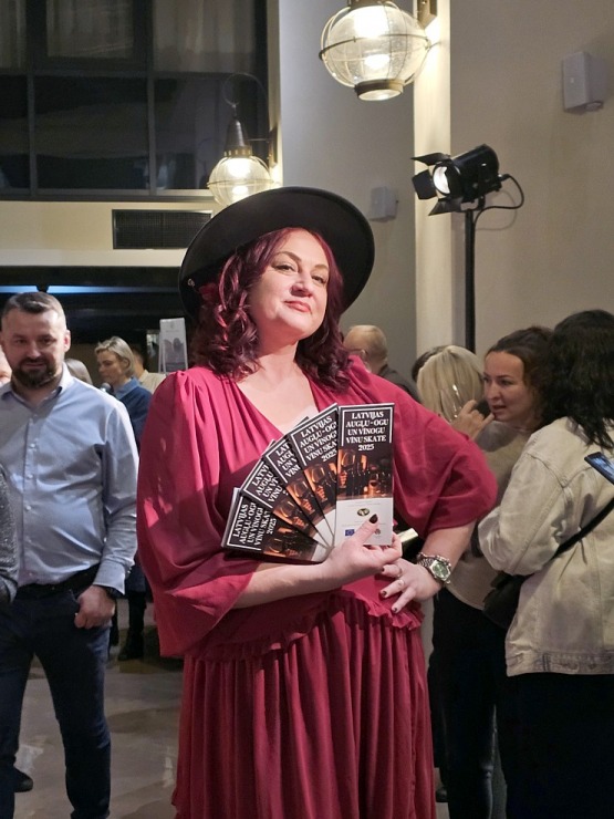 Vecrīgas viesnīcā «Pullman Riga Old Town» notiek «Latvijas augļu - ogu un vīnogu vīnu skate 2025» 381837