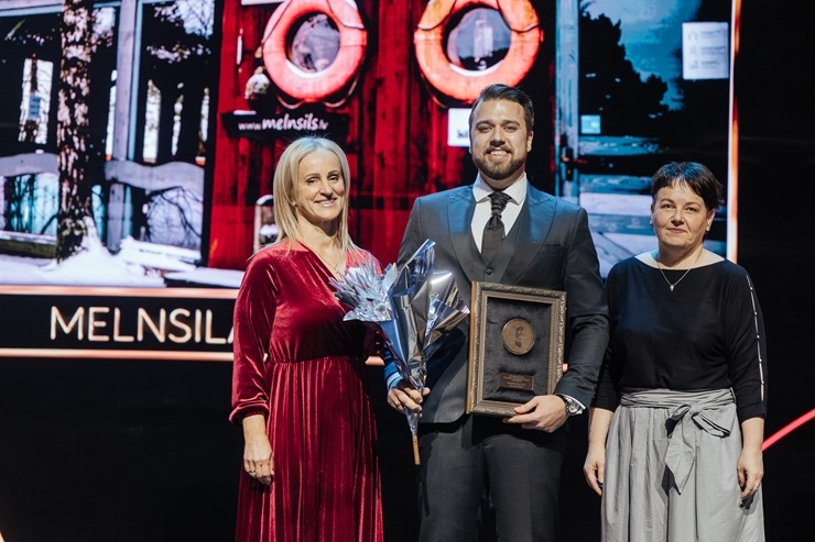 Liepājā tiek apbalvoti Kurzemes tūrisma gada balvas «Lielais Jēkabs 2025» ieguvēji. Foto: Valters Pelns 381900