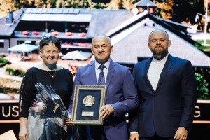 Liepājā tiek apbalvoti Kurzemes tūrisma gada balvas «Lielais Jēkabs 2025» ieguvēji. Foto: Valters Pelns 3