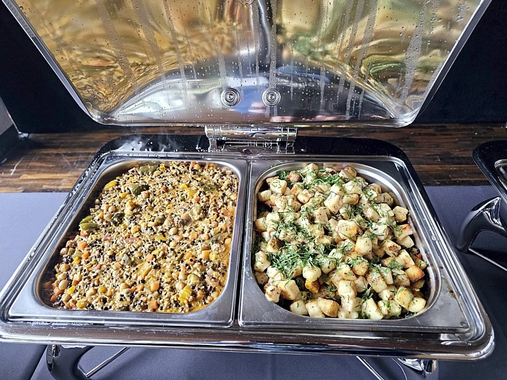 Apvienoto Arābu Emirātu vēstniecība Latvijā rīko valsts 54.gadadienas svinības 382138