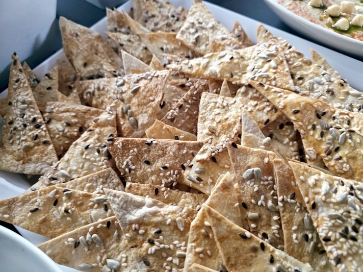 Apvienoto Arābu Emirātu vēstniecība Latvijā rīko valsts 54.gadadienas svinības 382145