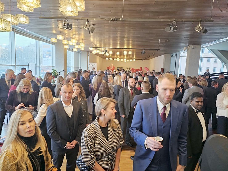 Apvienoto Arābu Emirātu vēstniecība Latvijā rīko valsts 54.gadadienas svinības 382121