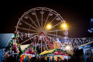 Daugavpils «Sapņu galaktikas» galvenā Ziemassvētku egle ir viena no skaistākajām Latvijā. Foto: Margarita Vigule 13