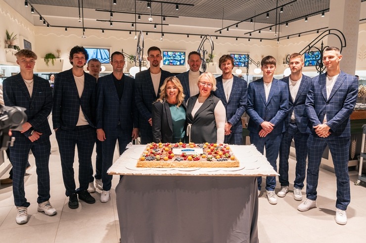 Atjaunotā LIDO restorāna atklāšanas pasākums tirdzniecības centrā «Domina Shopping». Foto: Ivars Ķezbers 382402