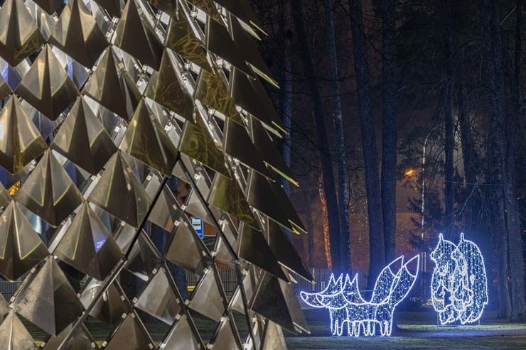 Jūrmala izrotāta un izgaismota Ziemassvētkiem 2025 un gadu mijas pasākumam. Foto: Artis Veigurs 382586