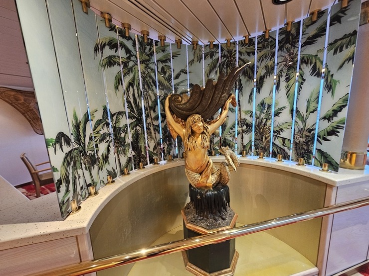 Kruīza kuģis «Borealis» no «Fred.Olsen Cruise Lines» flotes pirmo reizi ienāk Rīgas ostā 383054