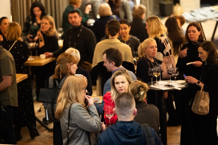 «Latvijas Tūrisma Forums 2025» ir izcila profesionālo kontaktu vieta. Foto: Reinis Oliņš 383172