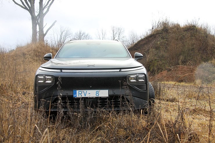 Sadarbībā ar «Autobrava» esam Latgales ceļos ar jaudīgo «Xpeng G9» 383755