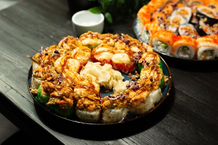Rīgas kafejnīca «Innocent Cafe» tagad piedāvā suši garšas buķeti 383968
