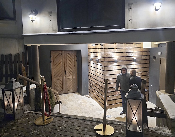 Rīgā izbaudām 5 kārtu vakariņas un prāta spēli «Lamberta Grill Show» restorānā 384576