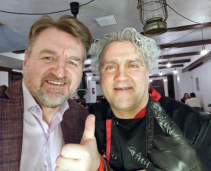 Rīgā izbaudām 5 kārtu vakariņas un prāta spēli «Lamberta Grill Show» restorānā 384511