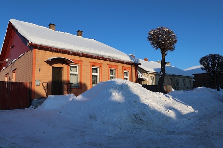 Z/S «Kurmīši» saimnieks Ivars Geiba fiksē sniegotās Krāslavas foto mirkļus 386551