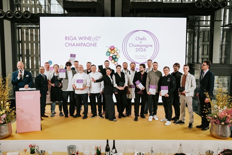 Ieskats šampanieša un gastronomijas saderības simpozijā un konkursā «Chefs + Champagne» 387493