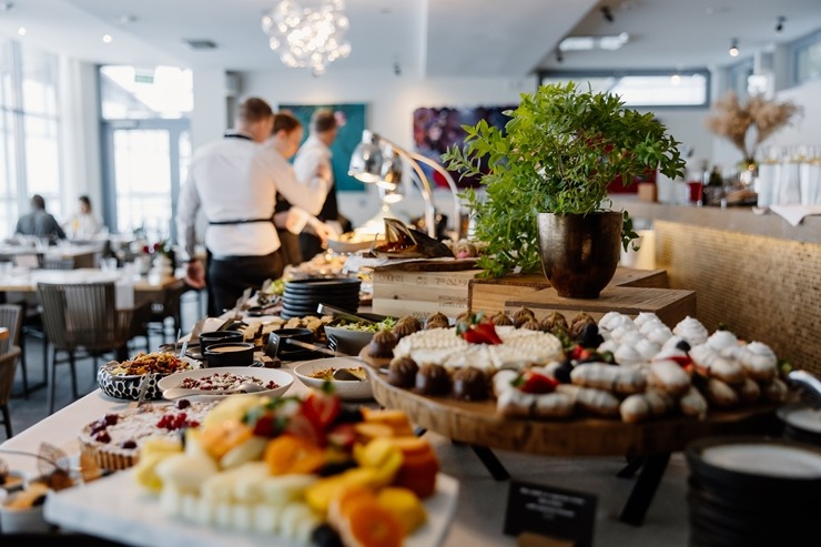 Daži fotomirkļi no Jūrmalas restorāna «36.line Grill Restaurant» jaunā koncepta «After-work brunch» ēdienkartes. Foto:  Inga Bitere 387558