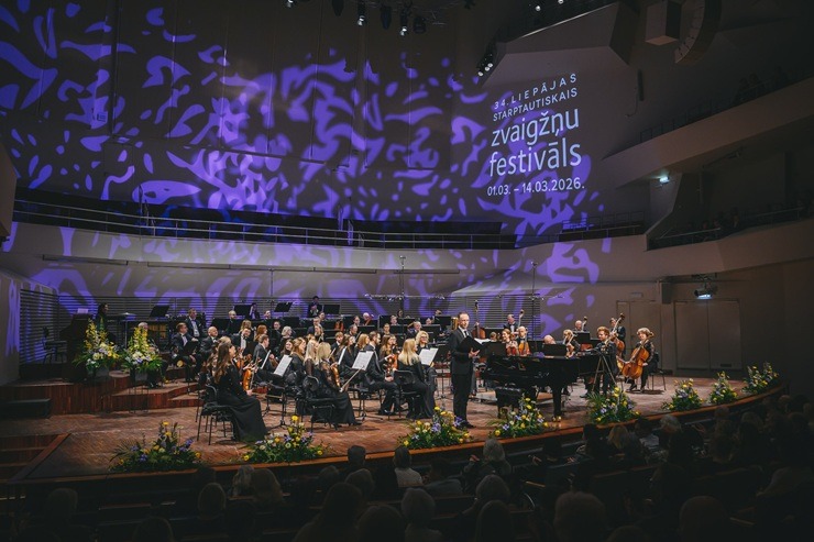 Skandināvijas slavenības noslēdz Liepājas Zvaigžņu festivālu 388397