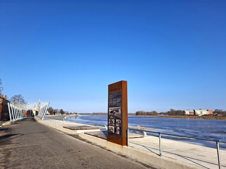 Daugavas aizsargdambis Jēkabpilī - atzinību guvis pilsētas sargs palu laikā 388497
