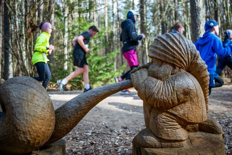 Ar Busuļa un Grēviņa dalību un 4000 dalībniekiem Tērvetē atklāta «Stirnubuka» 13.sezona 389023