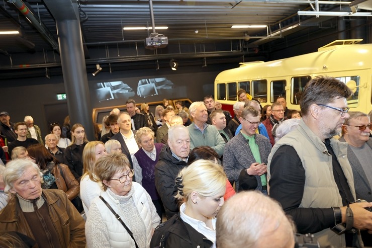 Rīgas Motormuzejā atklāta īpaša izstāde, kas veltīta Biķernieku trases 60 gadu jubilejai 390115
