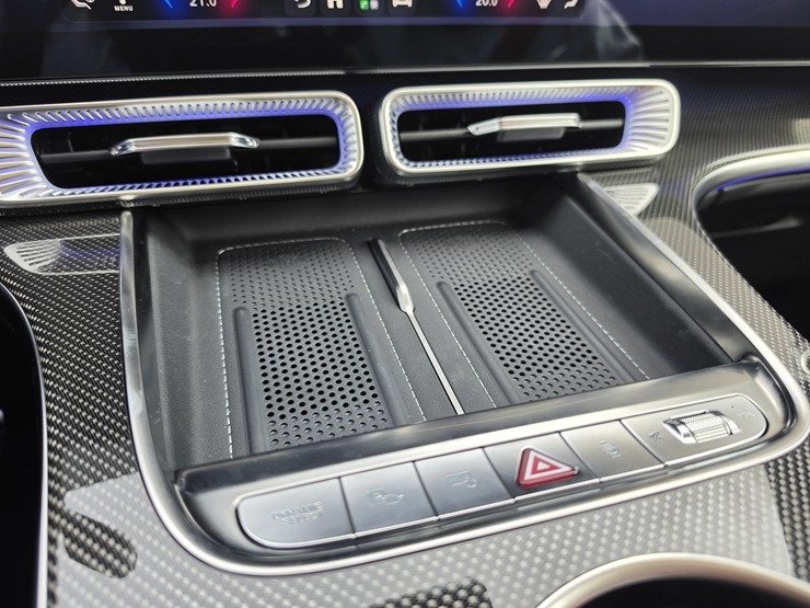 Mercedes-Benz prezentē uz Latvijas ceļiem jaunās paaudzes GLC, GLB un CLA 390360