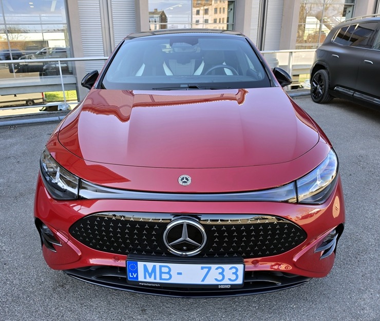 Mercedes-Benz prezentē uz Latvijas ceļiem jaunās paaudzes GLC, GLB un CLA 390341