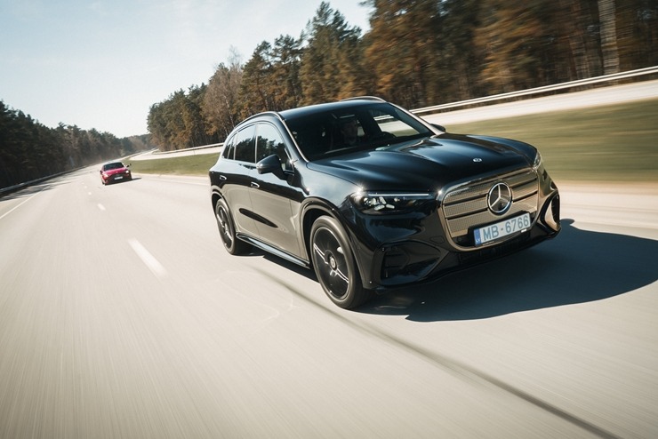Jaunās paaudzes Mercedes-Benz GLC, GLB un CLA debitē uz Latvijas ceļiem. Foto: veho.lv 390398