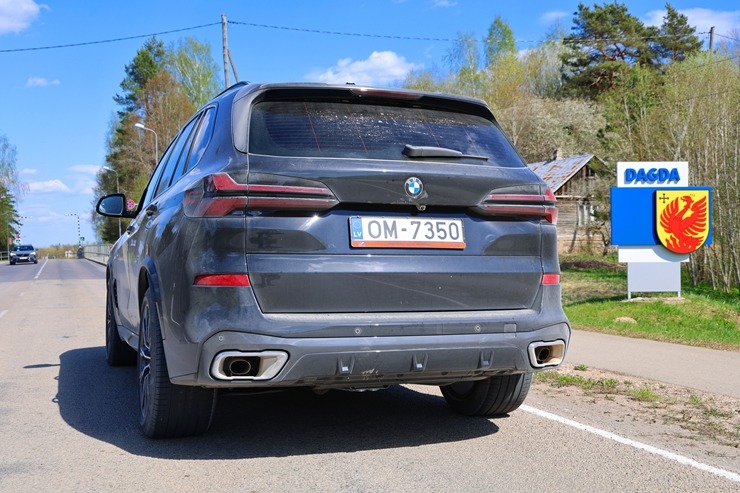 Sadarbībā ar auto nomu «SIXT Latvija» dodamies uz Dagdas tirgu - BMW X5 no 60 eiro dienā 391131