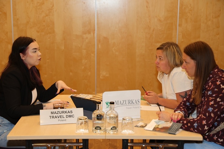 Kontaktbirža «TTR Baltic May 2026» pulcē tūrisma firmas viesnīcā «Radisson Blu Latvija Conference & Spa Hotel» 391262