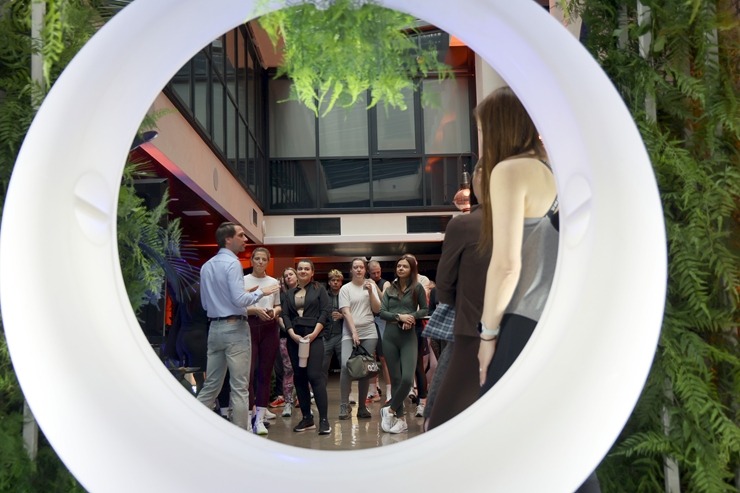 Vecrīgas «Pullman Riga Old Town» rīko unikālu pieredzes pasākumu «RAVE YOURSELFF WELL» 391737