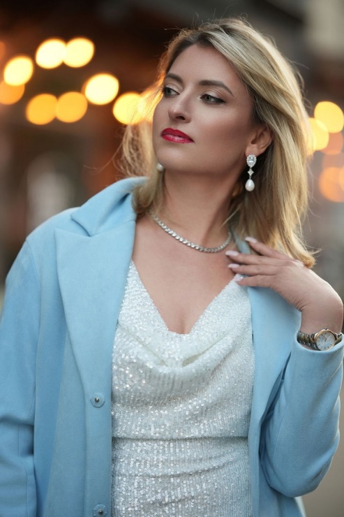 Rīgas kafejnīca «Innocent» kopā ar skaistumkopšanas salonu atzīmē vasaras sezonas atklāšanu «White and Shine» stilā. Foto: Alise Priekule 392087