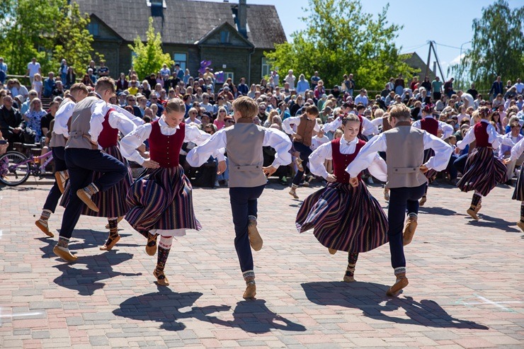 Jelgava ar gājienu un dažādiem pasākumiem svin pilsētas svētkus 393169