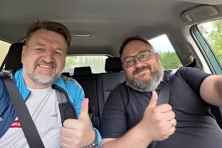 Sadarbībā ar «SIXT Latvia» un «Toyota RAV4» (no 30 eiro dienā) ceļojam uz Skrundas muižu Kuldīgas novadā 394424