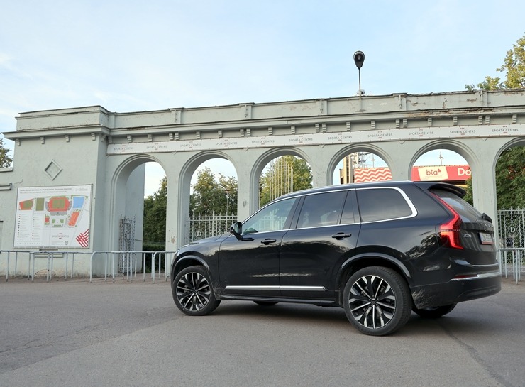 Sadarbībā ar «SIXT Latvia» un «Volvo XC90» (no 55 eiro dienā) apceļojam Latviju 394999