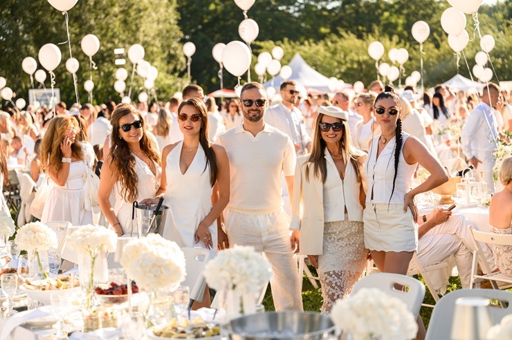 «White Sense Picnic» šogad atklāja Uzvaras parku jaunā gaismā 395760