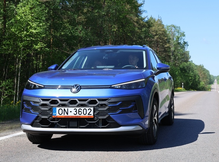 Apceļojam Latviju sadarbībā ar «SIXT Latvija» un jauno «VW T-Roc» no 27 eiro dienā 396043