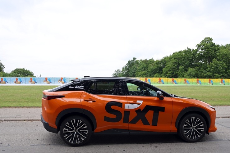 Apceļojam Latviju sadarbībā ar «SIXT Latvia» un «Lexus RZ 500e» (no 850 eiro mēnesī) 396071